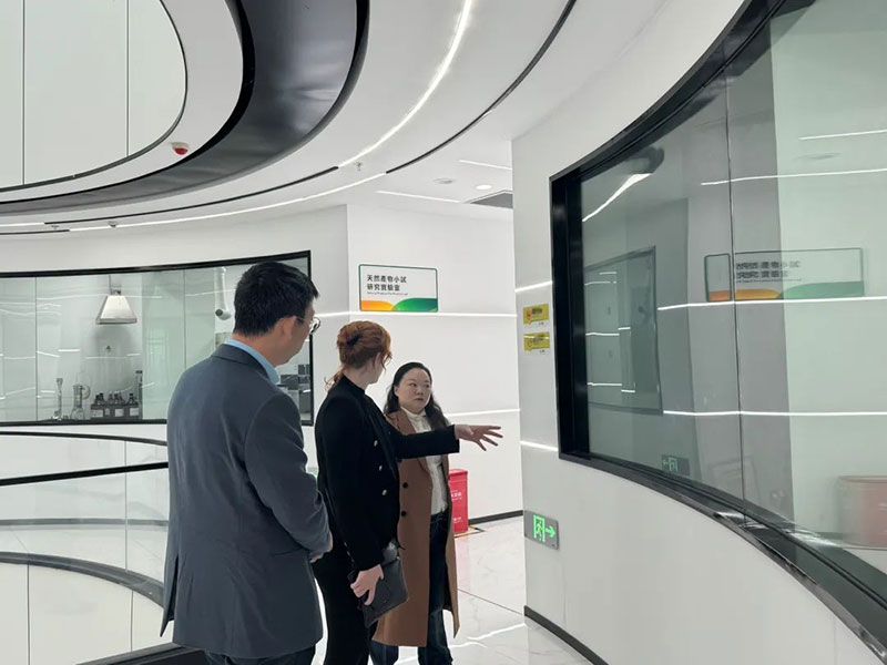 巴西國家植物保護產品協會專家訪問新朝陽，共探生物農業合作新機遇