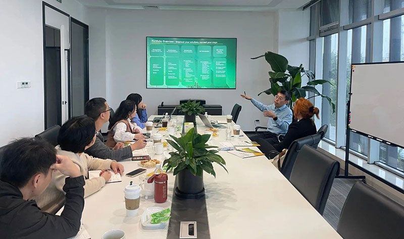 巴西國家植物保護產品協會專家訪問新朝陽，共探生物農業合作新機遇